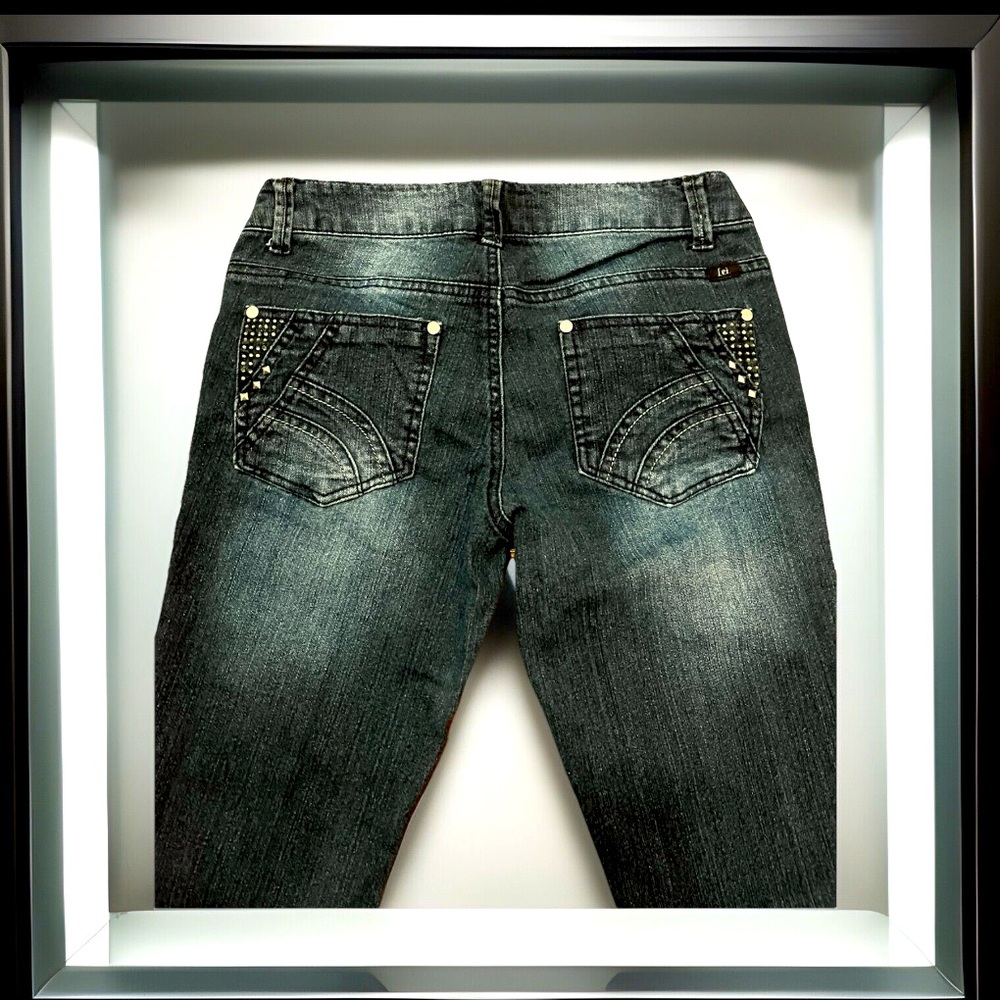 LEI Distressed Bootleg Skinny Denim Studs Design W/Blue Jeans Sz 5 Regular - Picture 3 of 7